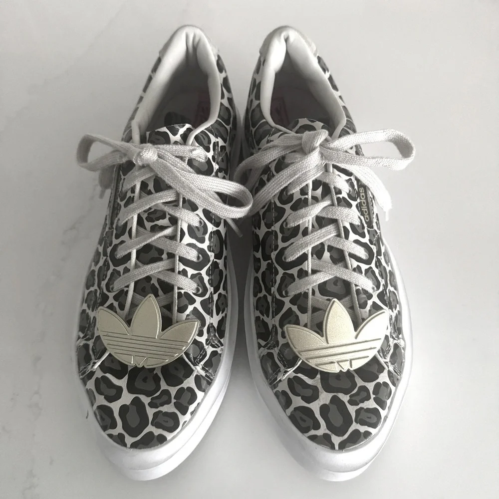 Adidas Sleek Super Platform Sneaker Womens 8 Leopard Print Gold Trefoil Jewel